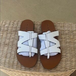 M. Gemi White Slide Sandals